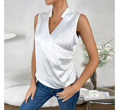 KIKI - Elegant plain sleeveless top with authentic neckline